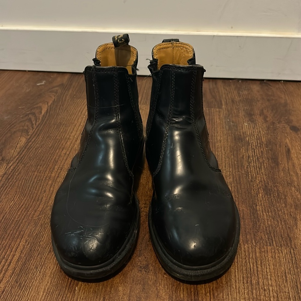 Dr. Martens 2976 Chelsea Boots